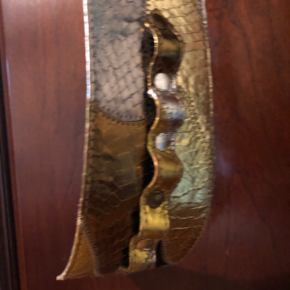 Genuine Snake Skin Metallic Gold Belt - Picture 5 of 9